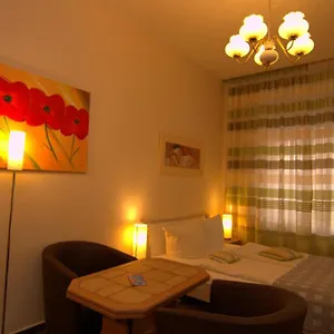 3* Gasthof Hotel-pension Ariane Am Kurfurstendamm